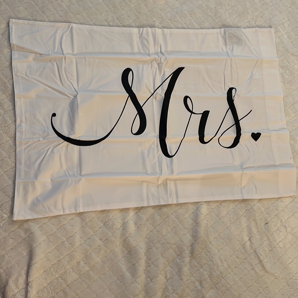 Mr. & Mrs. Pillow cases